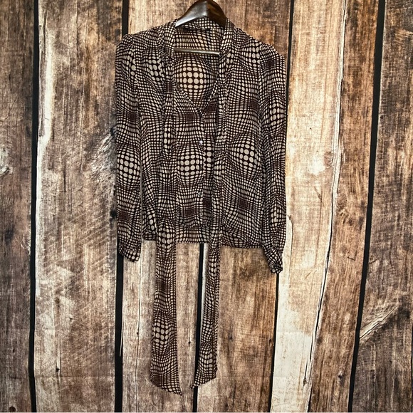 Zara Tops - Zara button top